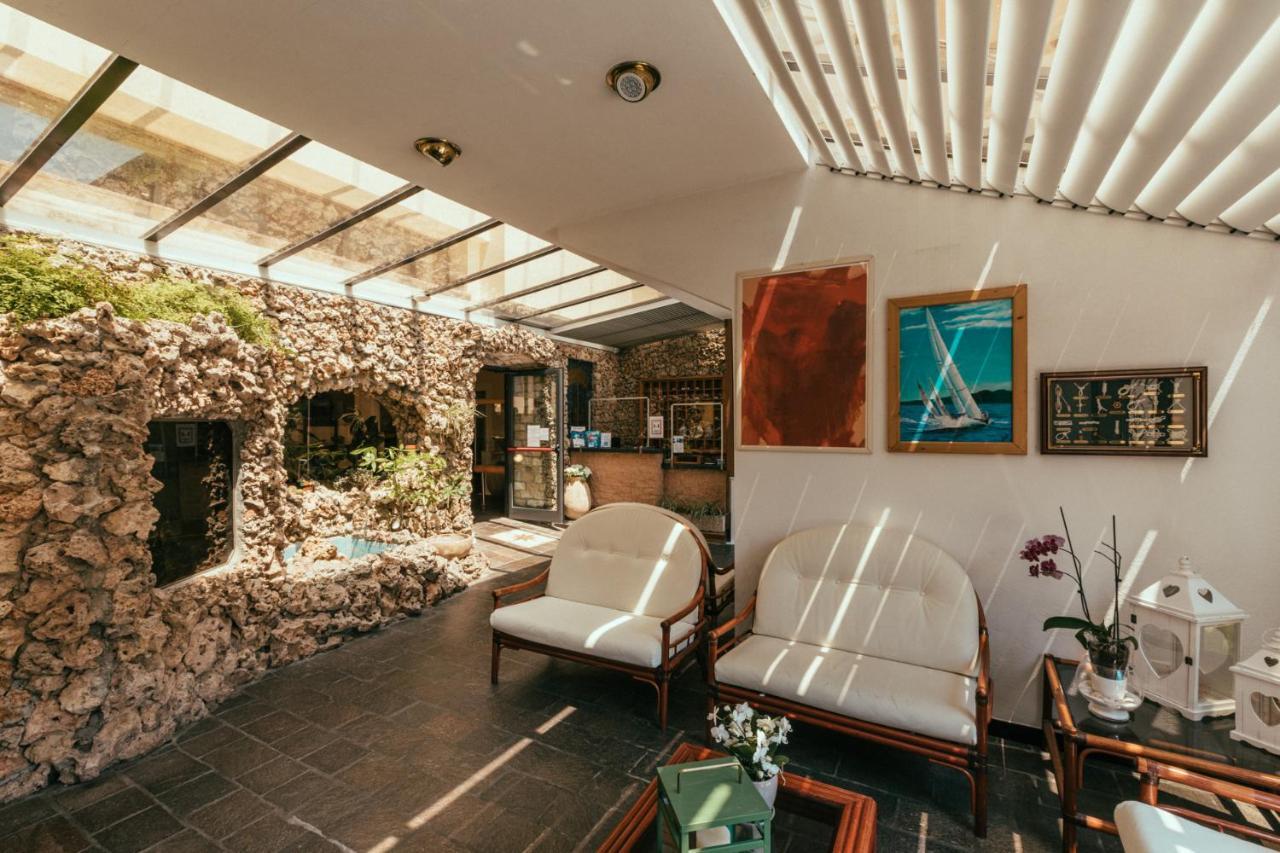 Hotel Residence La Palma Finale Ligure Esterno foto