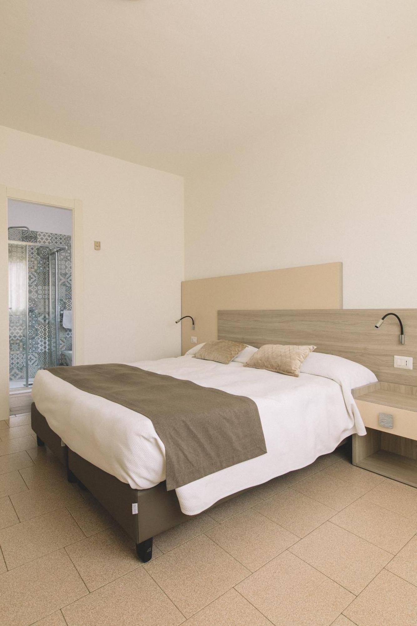 Hotel Residence La Palma Finale Ligure Esterno foto