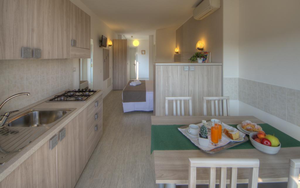 Hotel Residence La Palma Finale Ligure Esterno foto