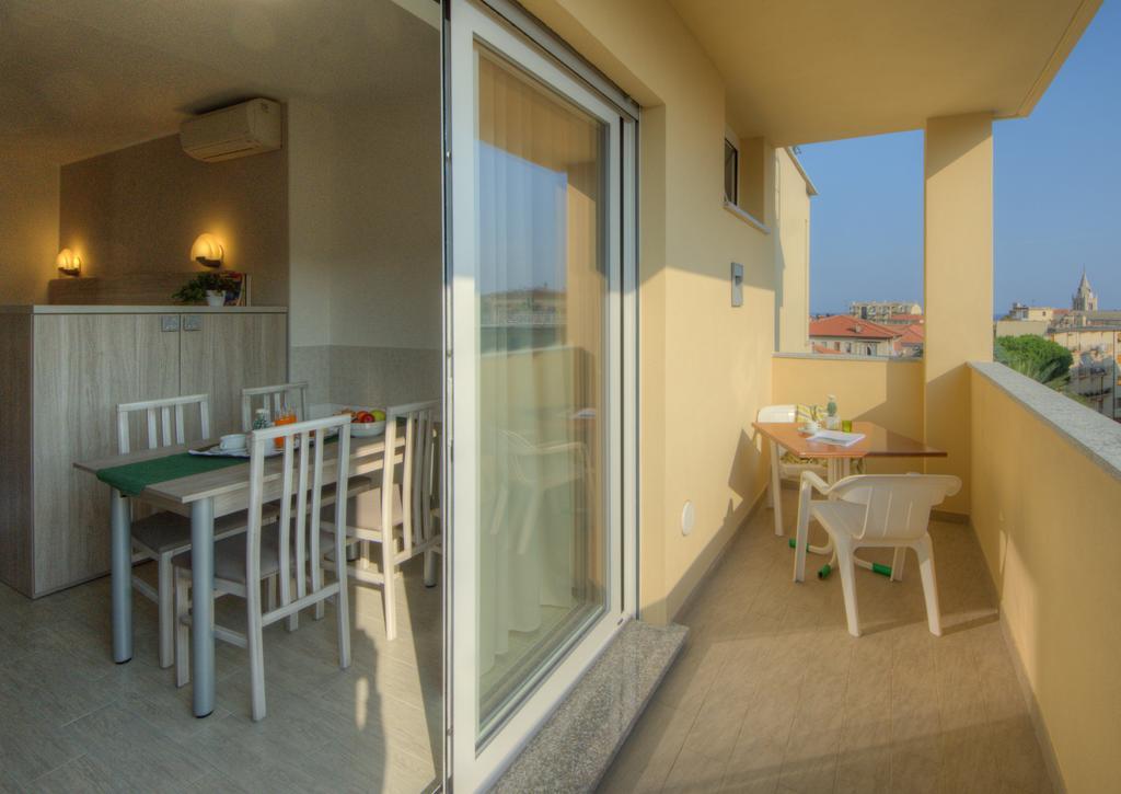 Hotel Residence La Palma Finale Ligure Esterno foto