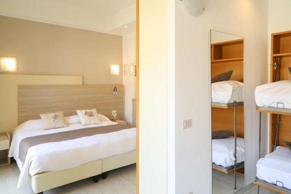 Hotel Residence La Palma Finale Ligure Esterno foto
