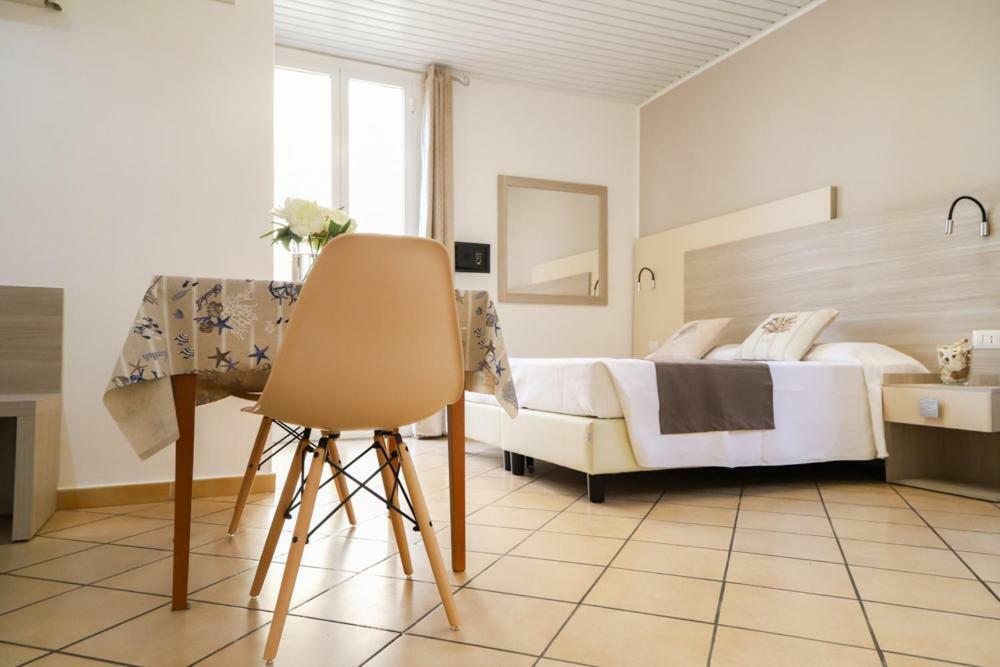 Hotel Residence La Palma Finale Ligure Esterno foto